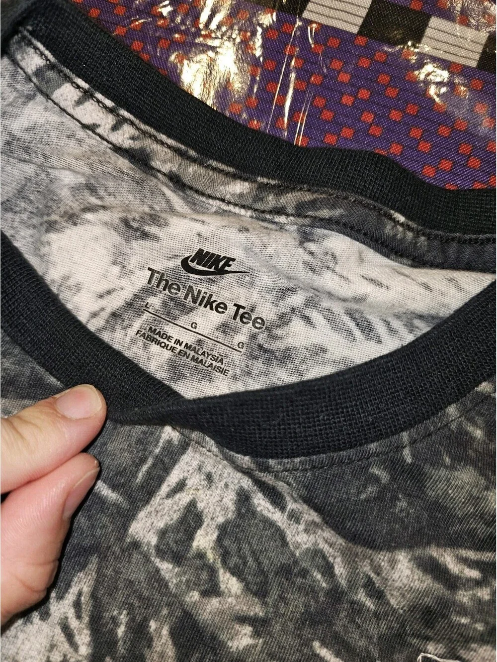 Nike Big Kids Boys Large Mixed Dark Grey And Light Grey Shirt Camo